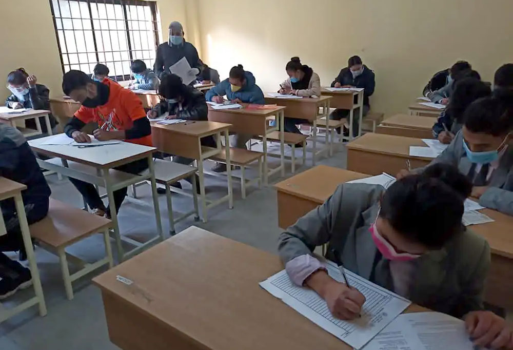 यस वर्षको एसईई चैतदेखि वैशाखसम्म भौतिकरुपमै हुने !