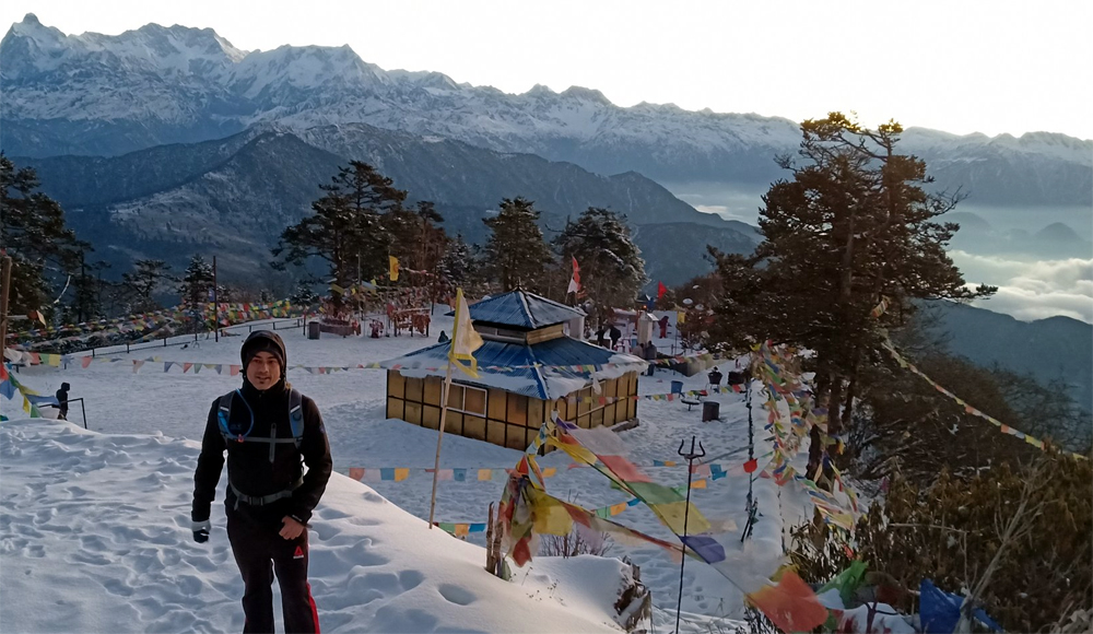 ताप्लेजुङमा हिमपात शुरु