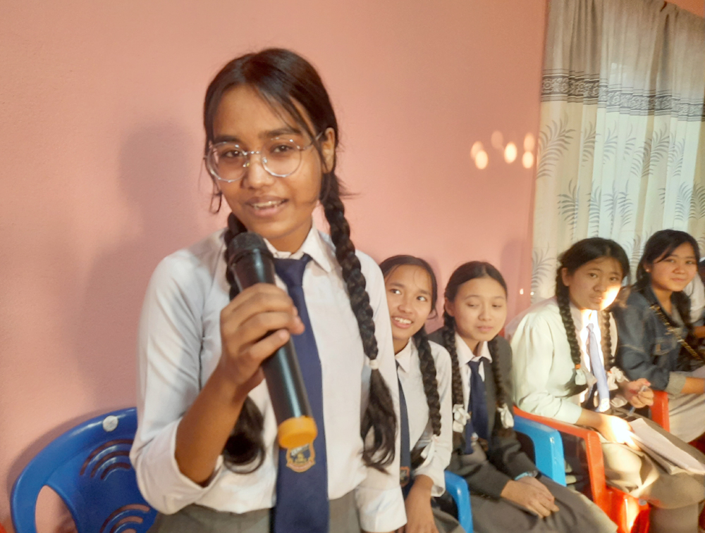 धरान-१६ को जेनिथका विद्यार्थील लिए ‘पब्लिक स्पिकिङ’ तालिम
