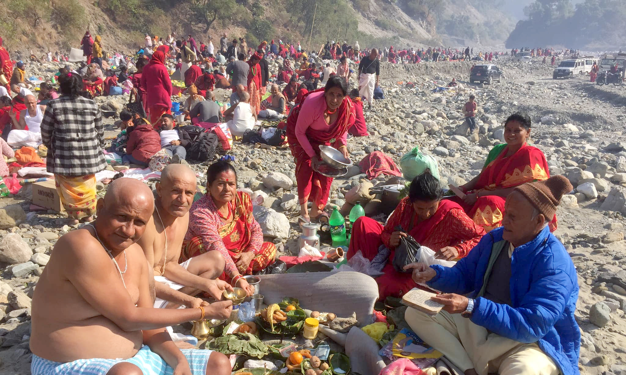 धरानको विष्णुपादुकामा श्राद्ध गर्ने हजारौं