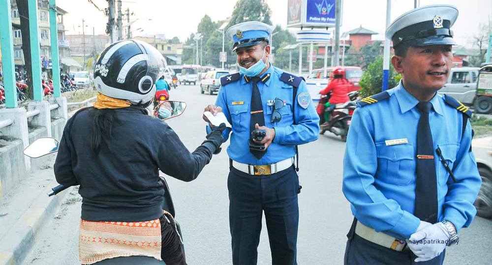 प्रहरीले नक्कली लाइसेन्स सजिलै चिन्ने