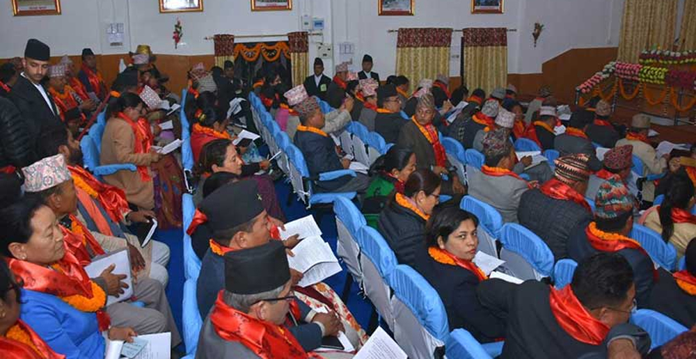 प्रदेश १ः साढे तीन महिनापछि बैठक