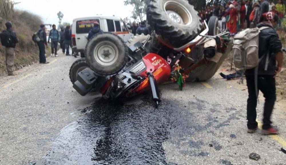 ट्याक्टरबाट खसेका १३ वर्षीय बालकको किचिएर मृत्यु