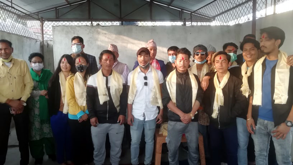 धरानमा कांग्रेस टोल-टोलमा पस्यो