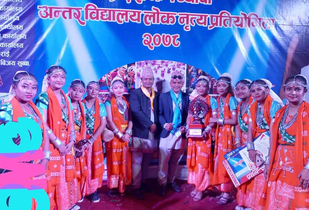 धरानमा प्रदेशस्तरीय लोकनृत्य, होलिवेल स्कुलले पायो ३० हजार