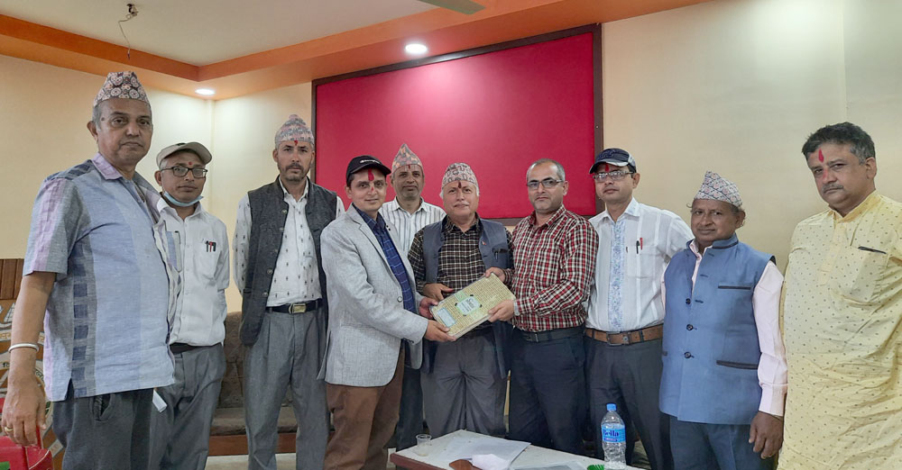 धरानको पिण्डेश्वर विद्यापीठको प्रजातन्त्रवादी प्राध्यापक सङ्घको अध्यक्षमा डा.तिमिल्सिना