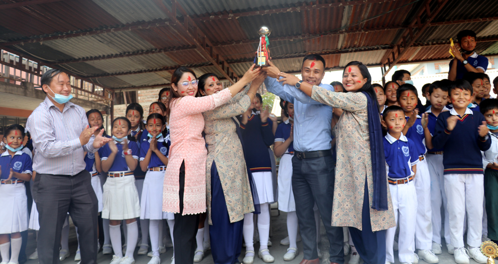 धरानको सुनाखरी एकेडेमीद्वारा जित्ने विद्यार्थीलाई सम्मान (१६ तस्वीरसहित)