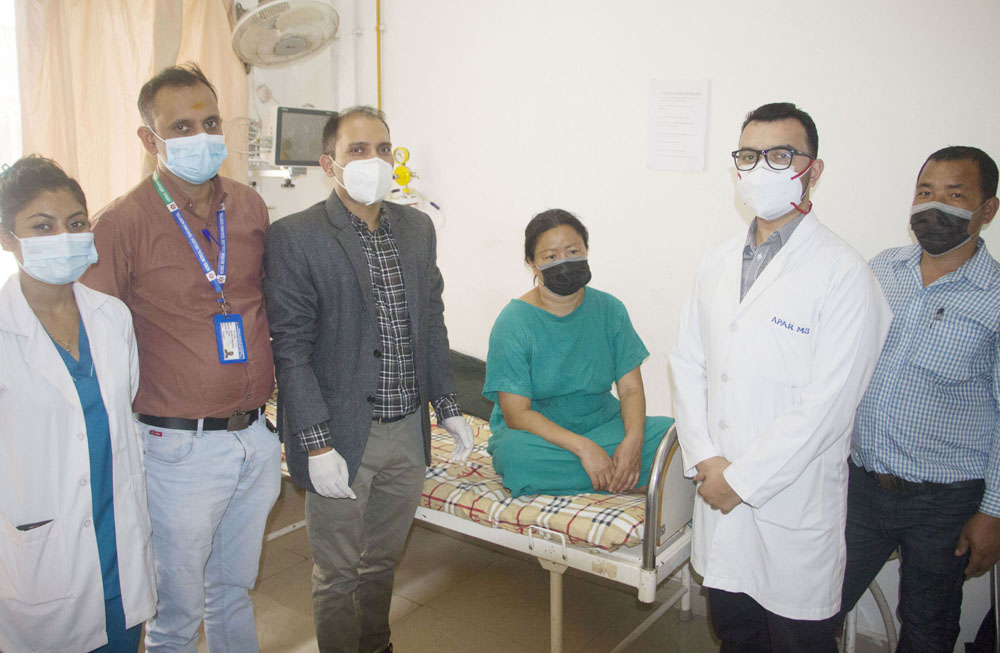 नोबेल अस्पतालमा पहिलोपटक सफलतापूर्वक दुर्लभ ट्यूमर निकालियो