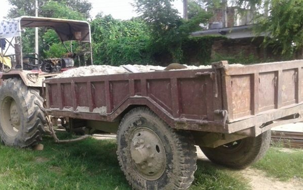 गुडिरहेको टयाक्टरबाट खसेर एकजनाको मृत्यु