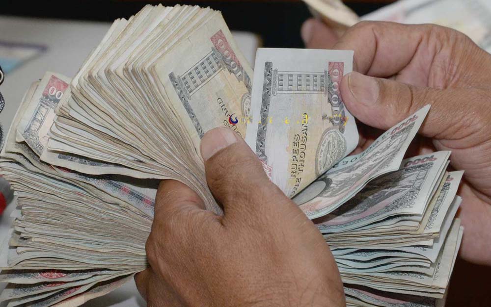 महिलालाई चुनाव लड्न आर्थिक तगारो