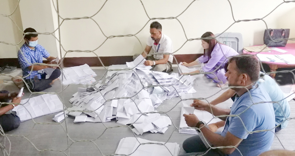 धरानमा २७ हजार बढी मत बदर