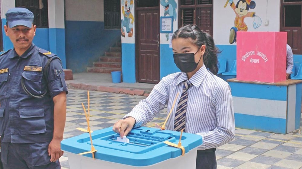 कसैको प्रलोभनमा नपरी र मत बदर नहुने गरी मतदान गर्न आग्रह