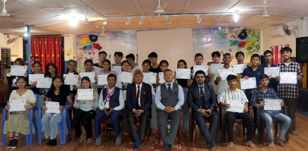 धरानको सियोन स्कुलमा विद्यार्थीलाई नेतृत्व र व्यक्तित्व विकास तालिम
