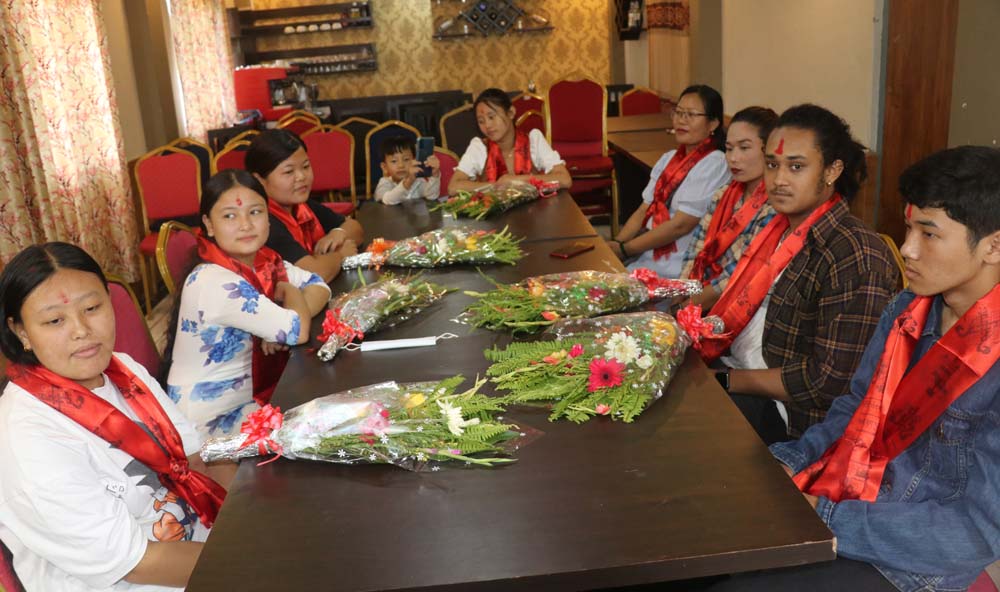 धरानको युएन, नवोदय कलेजमा सम्मान
