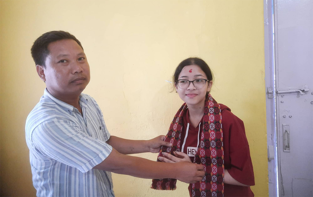धरानको एम्स एकेडेमीद्वारा सम्मान