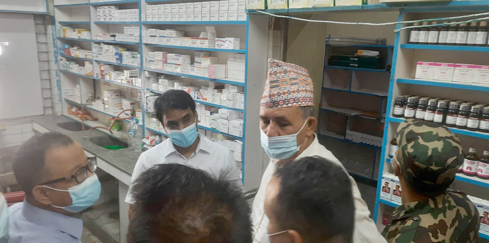 स्वास्थ्यमन्त्री खापुङद्वारा धरानको बीपी प्रतिष्ठानमा निरीक्षण