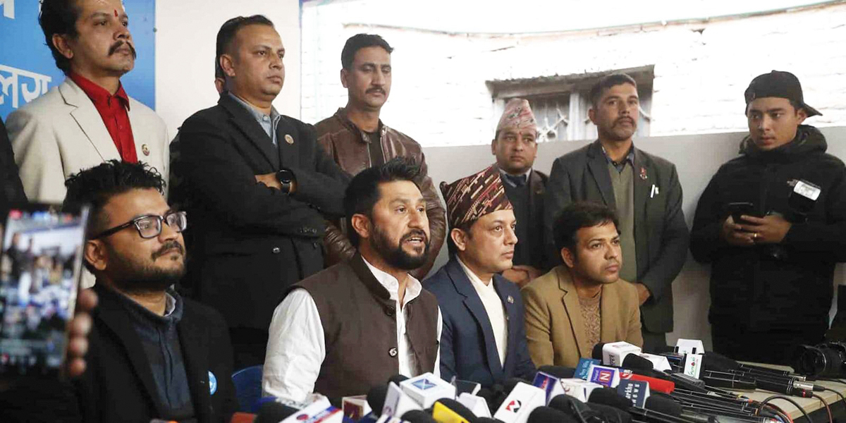 मलाई खेद्नमात्रै काम भयोः रवि लामिछाने