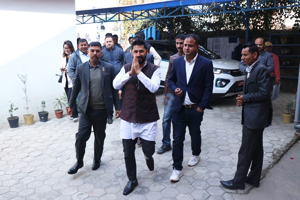 रवि लामिछाने फेरि चितवनमा उपनिर्वाचन लड्ने