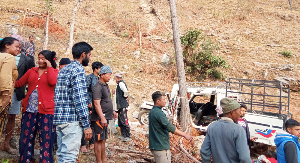 ओखलढुंगामा जीप खस्दा दुईजनाको घटनास्थलमै मृत्यु