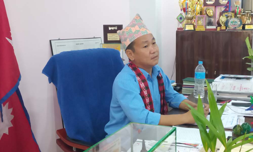 ‘मलाई एक्लो बनाइयो, निलम्बन गर्न सके हुन्थ्यो भन्ने मनसायले लागिरहे’ (भिडियोसहित)
