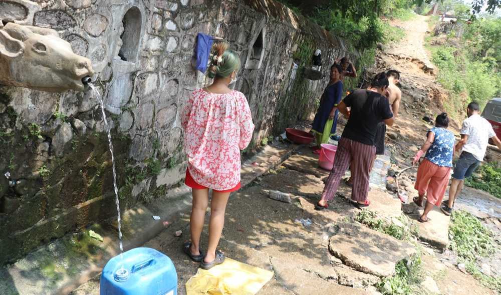 धरानमा २५ वर्षअघि यस्तै खडेरी, पिण्डेश्वरीमा वर्षा गराइदिन माग गर्दै पूजापाठ, पानी पर्ने विश्वास