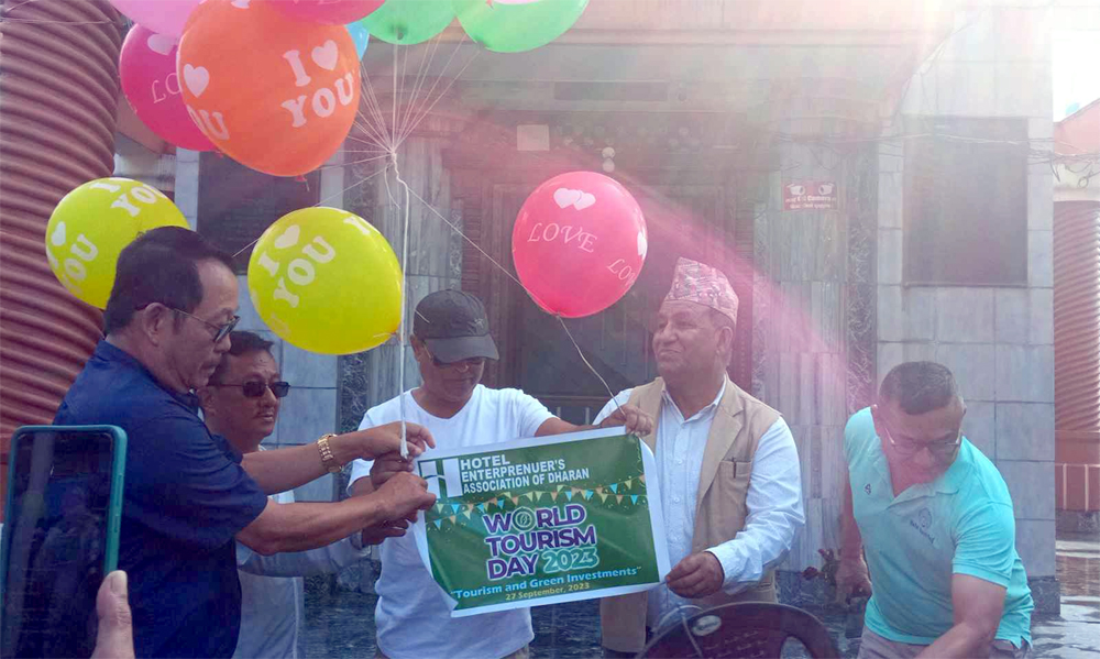 धरानमा पर्यटनको चर्चाः अन्यतिर पर्यटक हल्लाले आउँछन्, यहाँ बेकारको हल्लाले नै आएनन्, रात्रीकालिन होटल सञ्चालनमा जोड