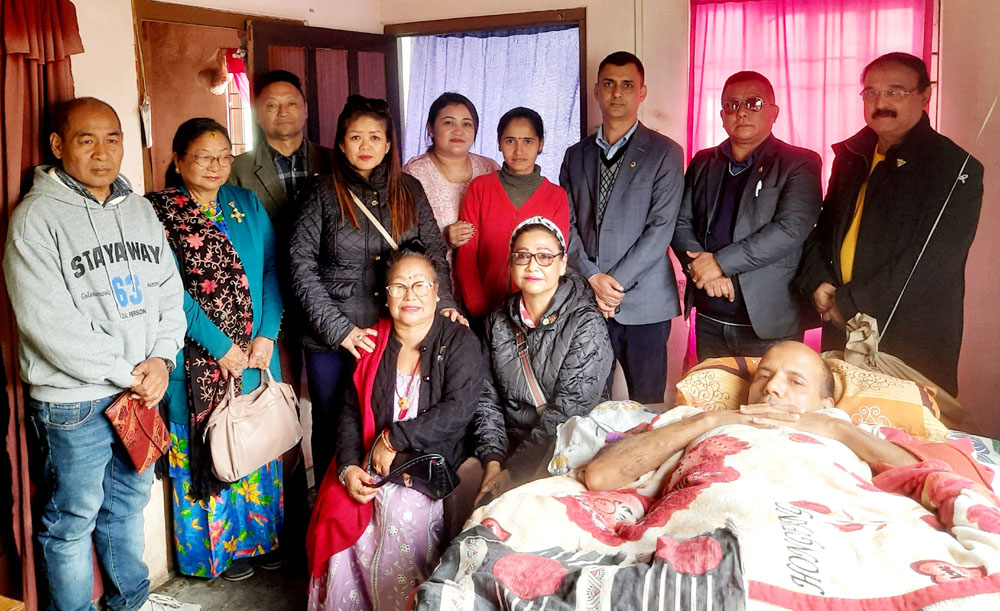 धरान-१५ का पुण्यमाथि पुण्यको काम, किचन हल बनाइदिएर हस्तान्तरण