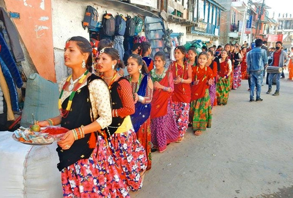 देउसीभैलोमा मौलिकता लोप हुँदै