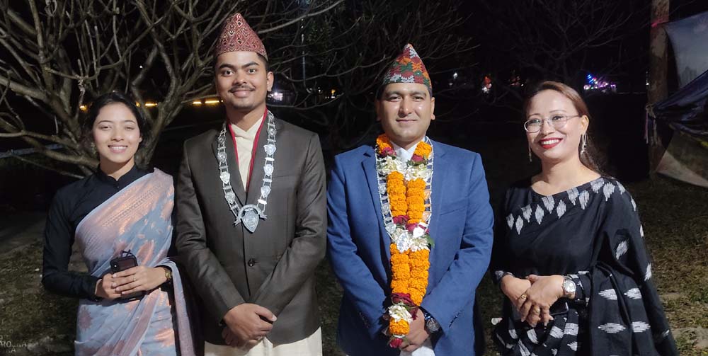 धरान जेसीजमा विदुर थापा आए