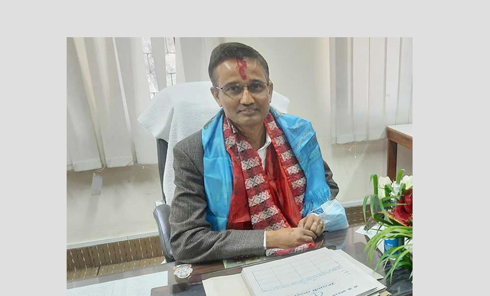 धरानको बीपी प्रतिष्ठानमा प्रा.डा. सञ्जीव शर्माले निमित्त उपकुलपतिको जिम्मेवारी सम्हाले
