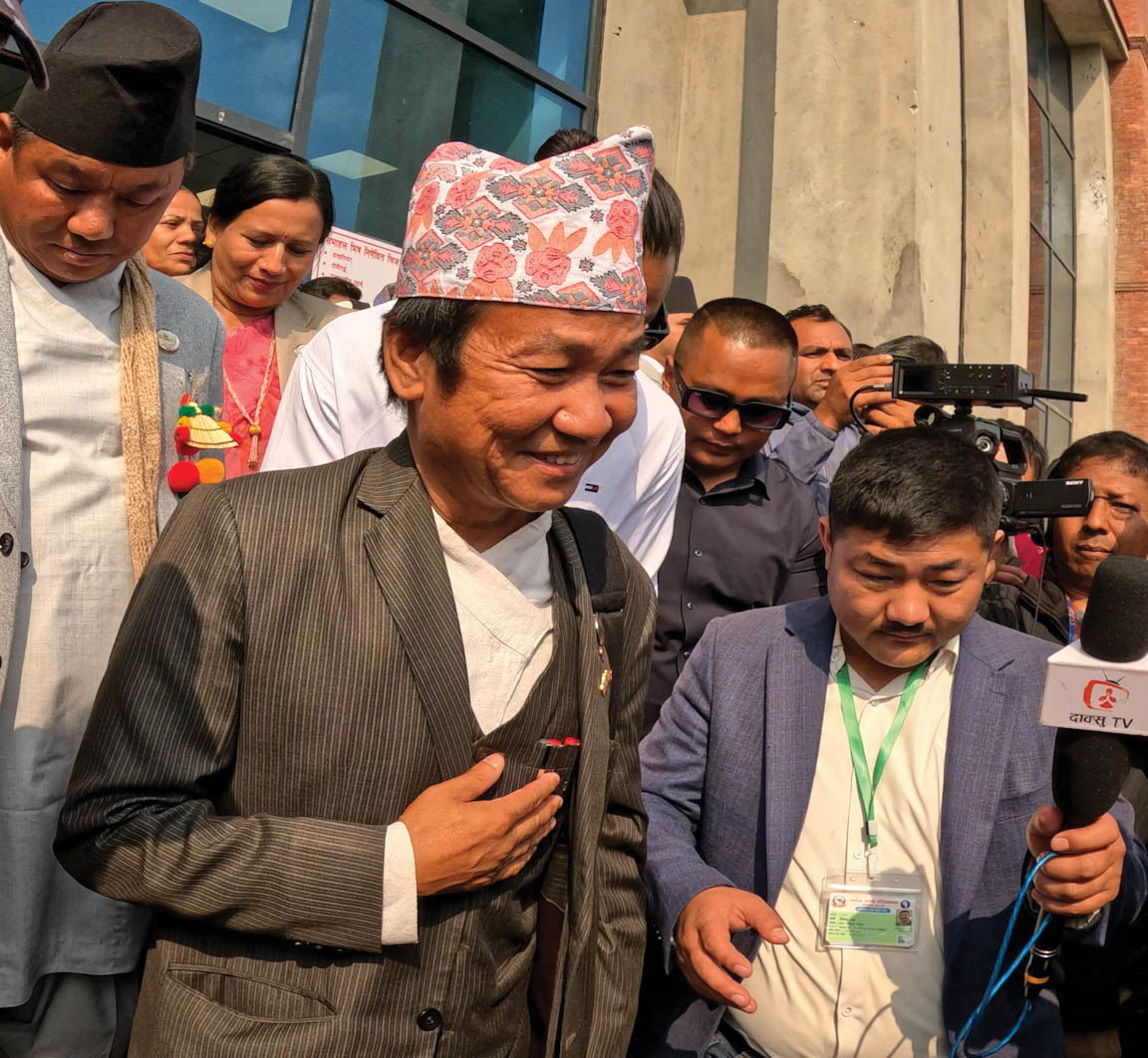 सांसद् हर्क साम्पाङले दिए भ्रष्ट कर्मचारी बर्खास्त गर्नुपर्नेलगायतका सुझाव