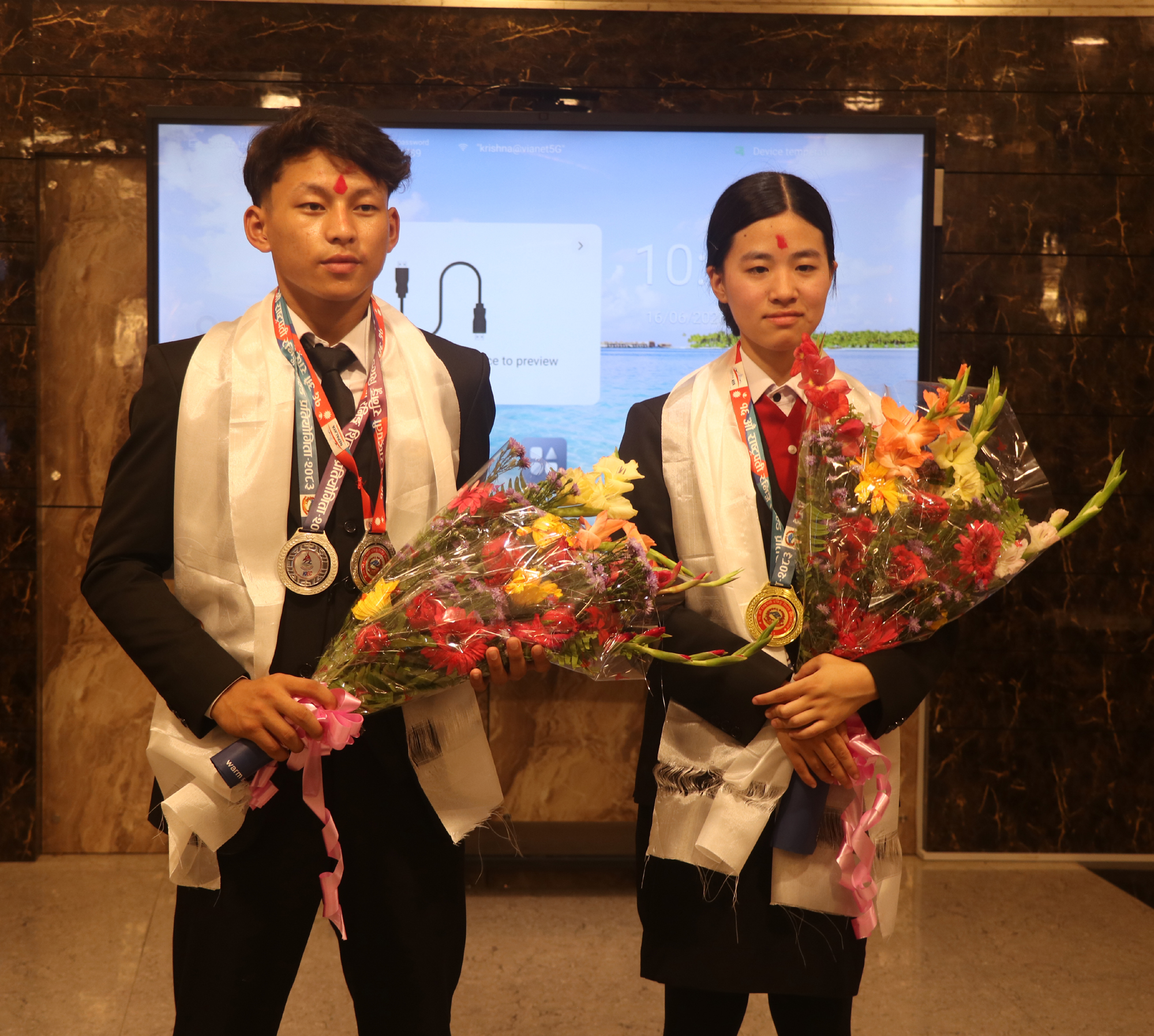 धरानका विद्यार्थीले जिते नगद एक लाख र ७५ हजार, सरकारबाट सम्मान