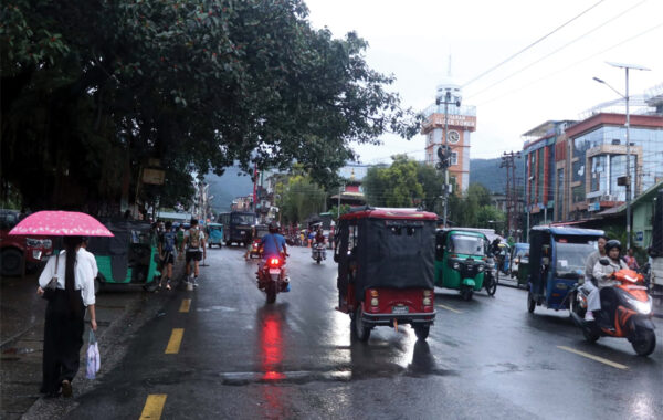 धरानको भानुचोकमा यात्रु ओराल्न दिनुपर्ने माग