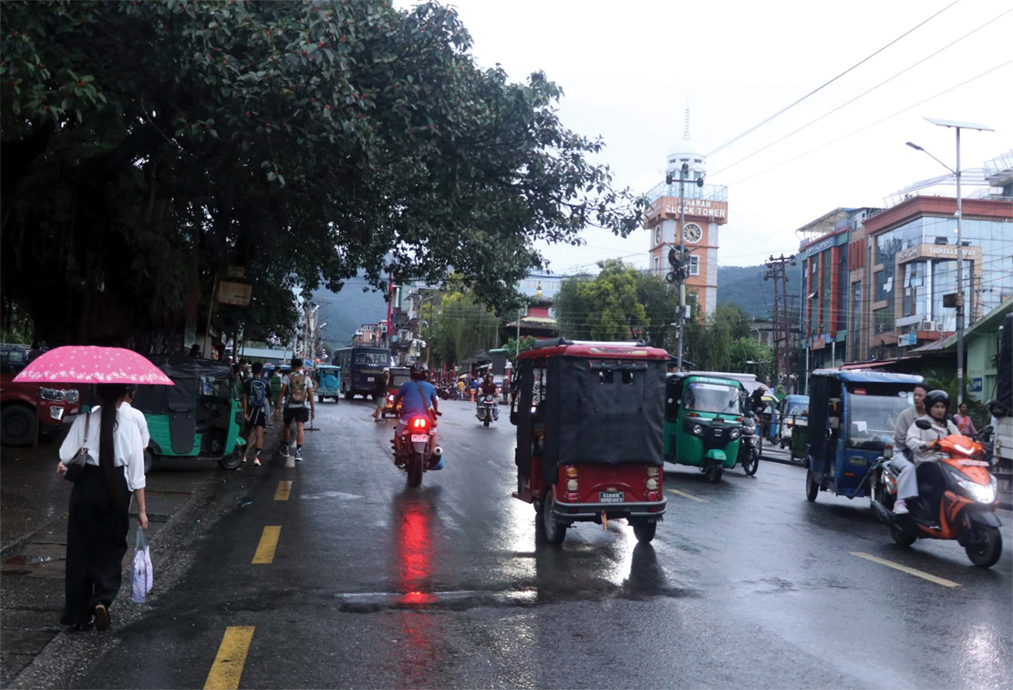 धरानको भानुचोकमा यात्रु ओराल्न दिनुपर्ने माग