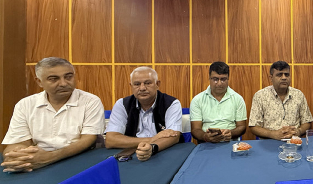 धरान, इटहरीका कलेजले पठाउने भए प्रधानमन्त्री कोषमा ५६ लाख बढी