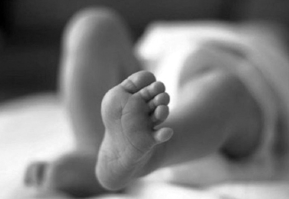 धरानमा छतबाट लडेर मृत्यु, खोल्सीमा खसेर अर्का बालक पनि गम्भीर
