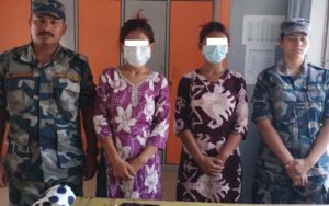 धरानका दिदीबहिनीले प्याडभित्र लुकाएर लगे लागूऔषध