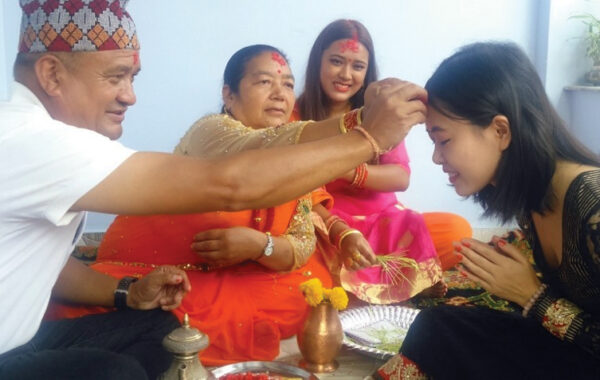 दशैंको साइत सार्वजनिक, पश्चिम मोहडा गरेर टिका लगाउनुपर्ने